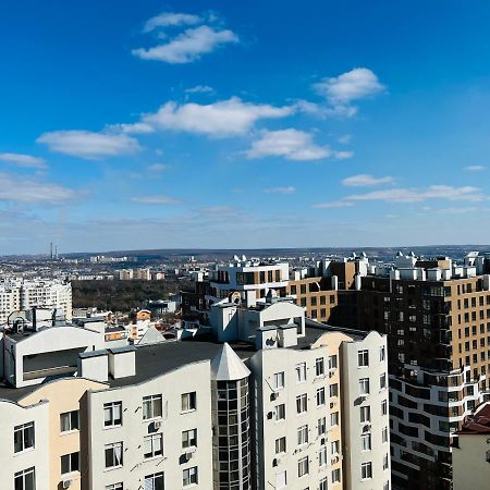 Comfortable Apartment With A Panoramic View تشيسيناو المظهر الخارجي الصورة