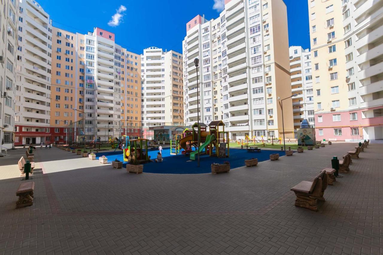 Comfortable Apartment With A Panoramic View تشيسيناو المظهر الخارجي الصورة